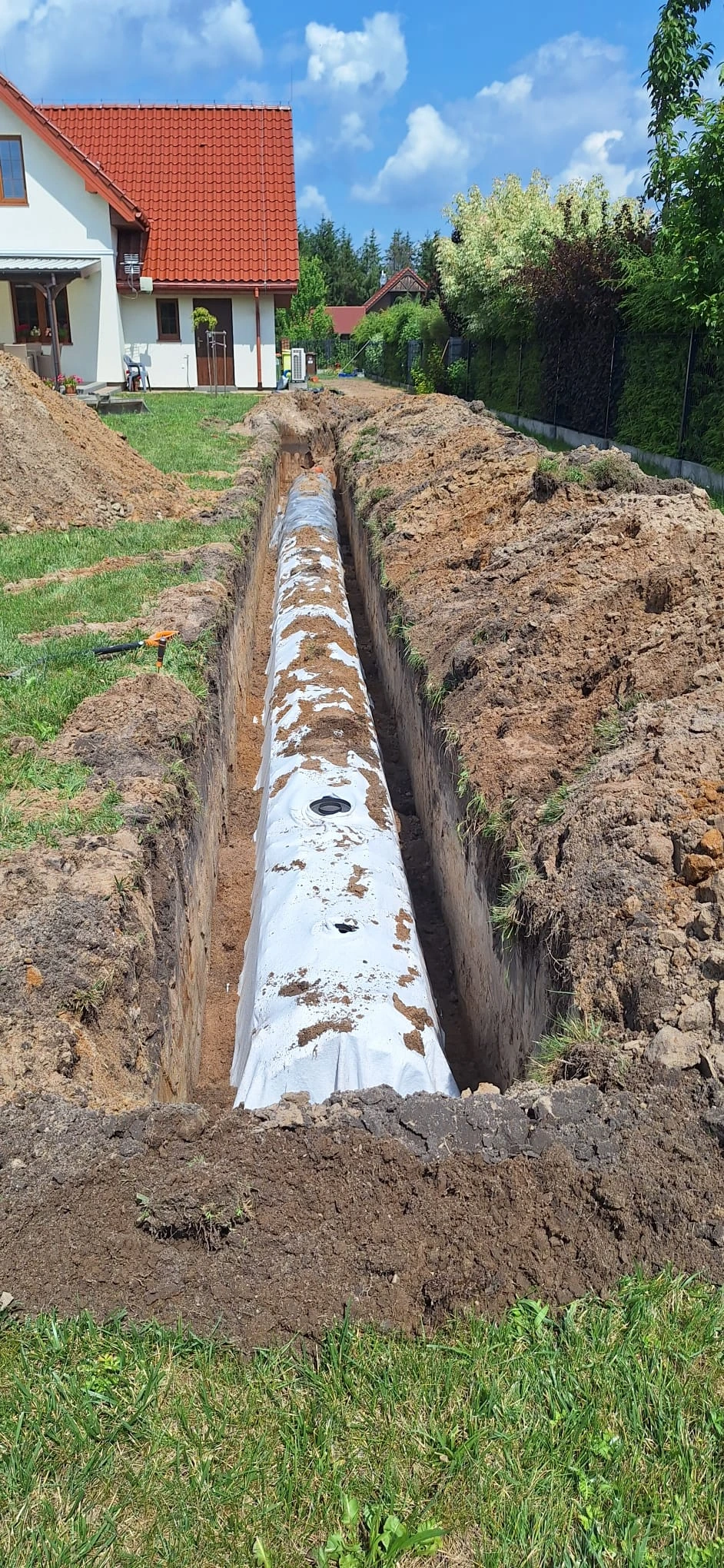 Długi tunelowy system rozsączania